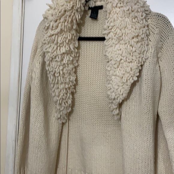 Sweater - Picture 4 of 5